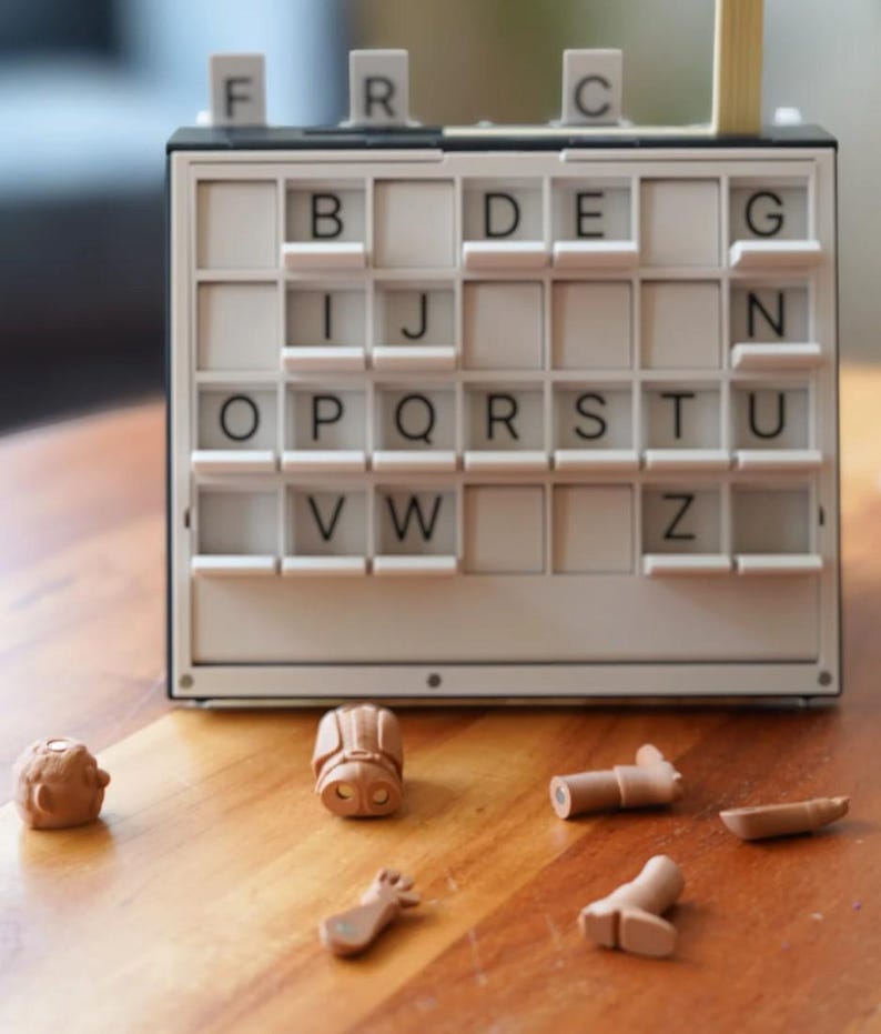 3D Printed Fold-Up Hangman Word Guessing Game Board