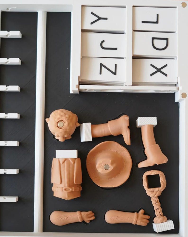 3D Printed Fold-Up Hangman Word Guessing Game Board